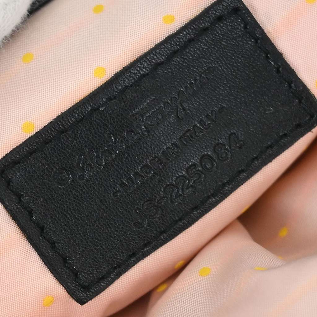 Salvatore Ferragamo Chain Gamaguchi shoulder bag Black Leather Good condition - Model View