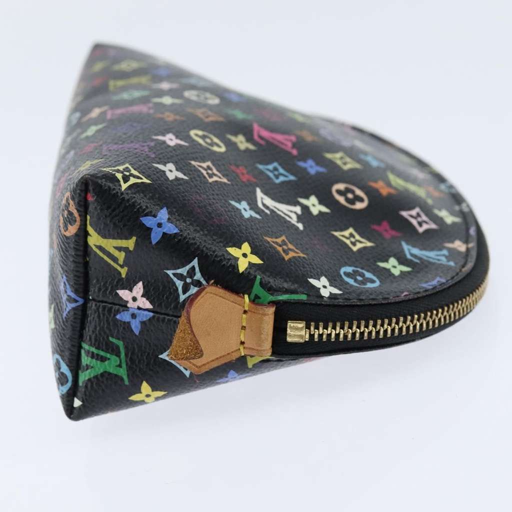 Louis Vuitton Cosmetic Pouch Black Canvas Good condition - Model View