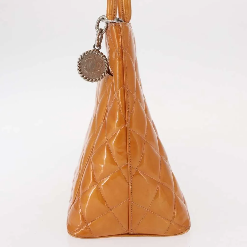 Chanel Medallion Tote Beige Good - Model View