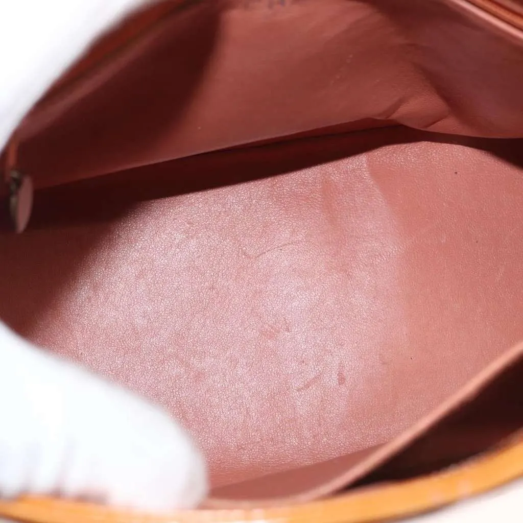 Chanel Medallion Tote Beige Good - Box View