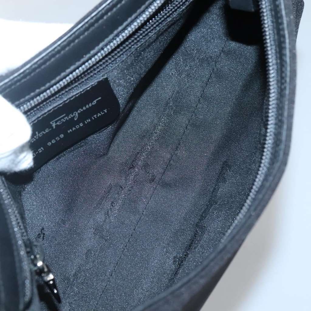 Salvatore Ferragamo Vala Shoulder Bag Black Good condition - Box View