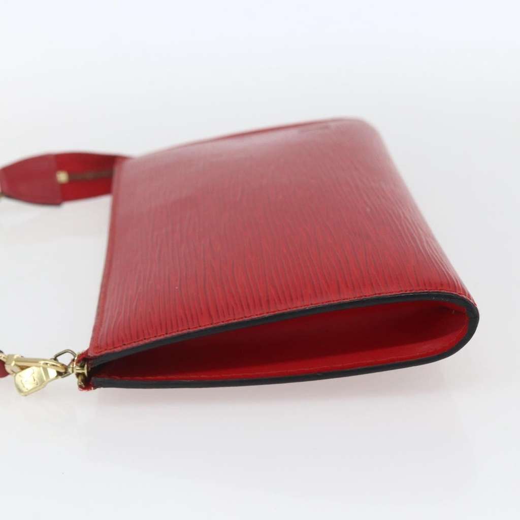 Louis Vuitton Pochette Accessoires Red Leather Fair condition - Inside View