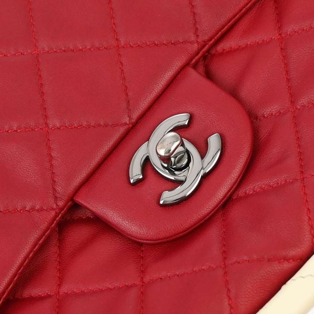 Chanel Hula Hoop Bag Red Good condition - Box View