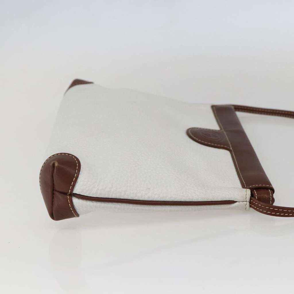 Gucci Vintage Shoulder Bag White Leather Good condition - Model View