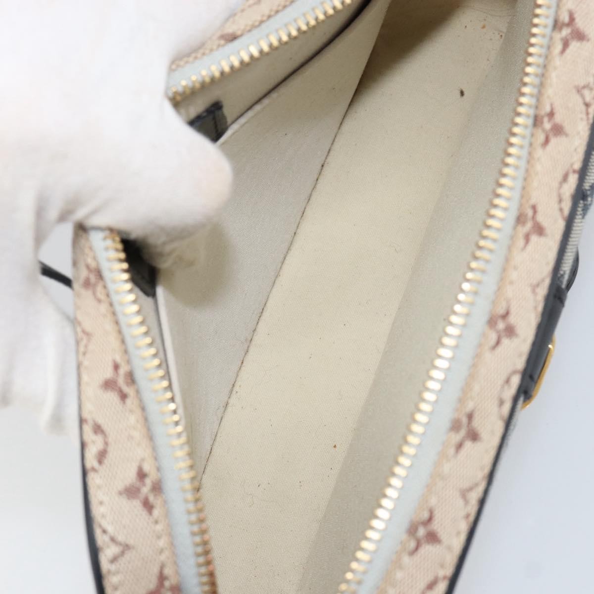 Louis Vuitton Juliette Crossbody Bag Blue Canvas Good condition - Box View