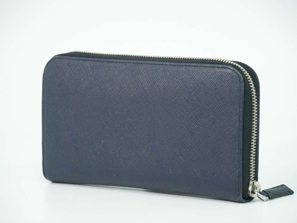 Prada Saffiano Wallet Navy Leather Good condition - Back View