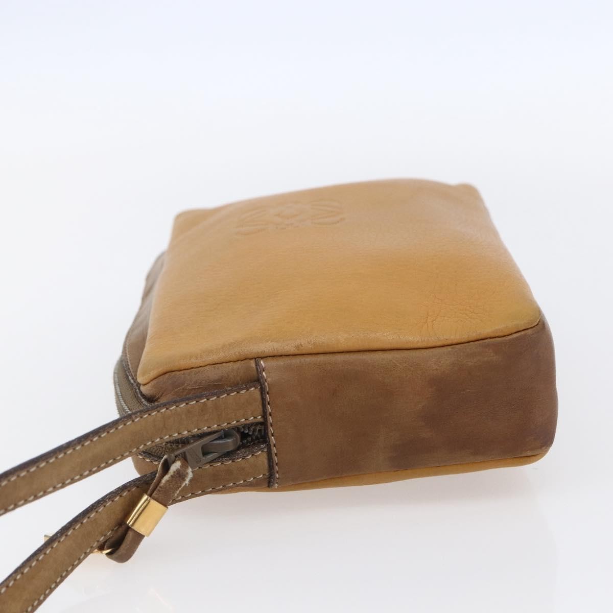 Loewe Anagram Clutch Bag Beige Leather Good condition - Inside View
