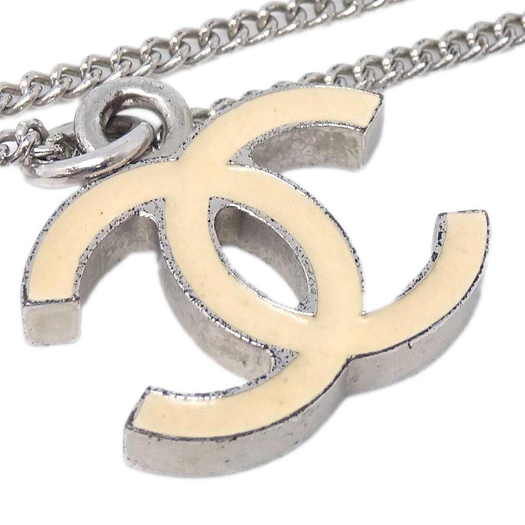 Chanel CC Logo Pendant Necklace Silver Good condition - Inside View