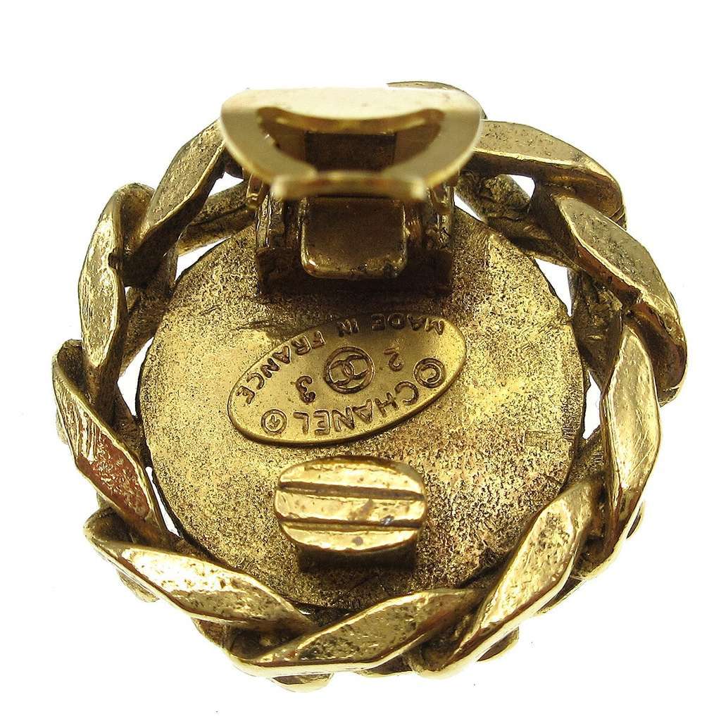 Chanel Vintage CC Round Clip-On Earrings Gold Good condition - Back View
