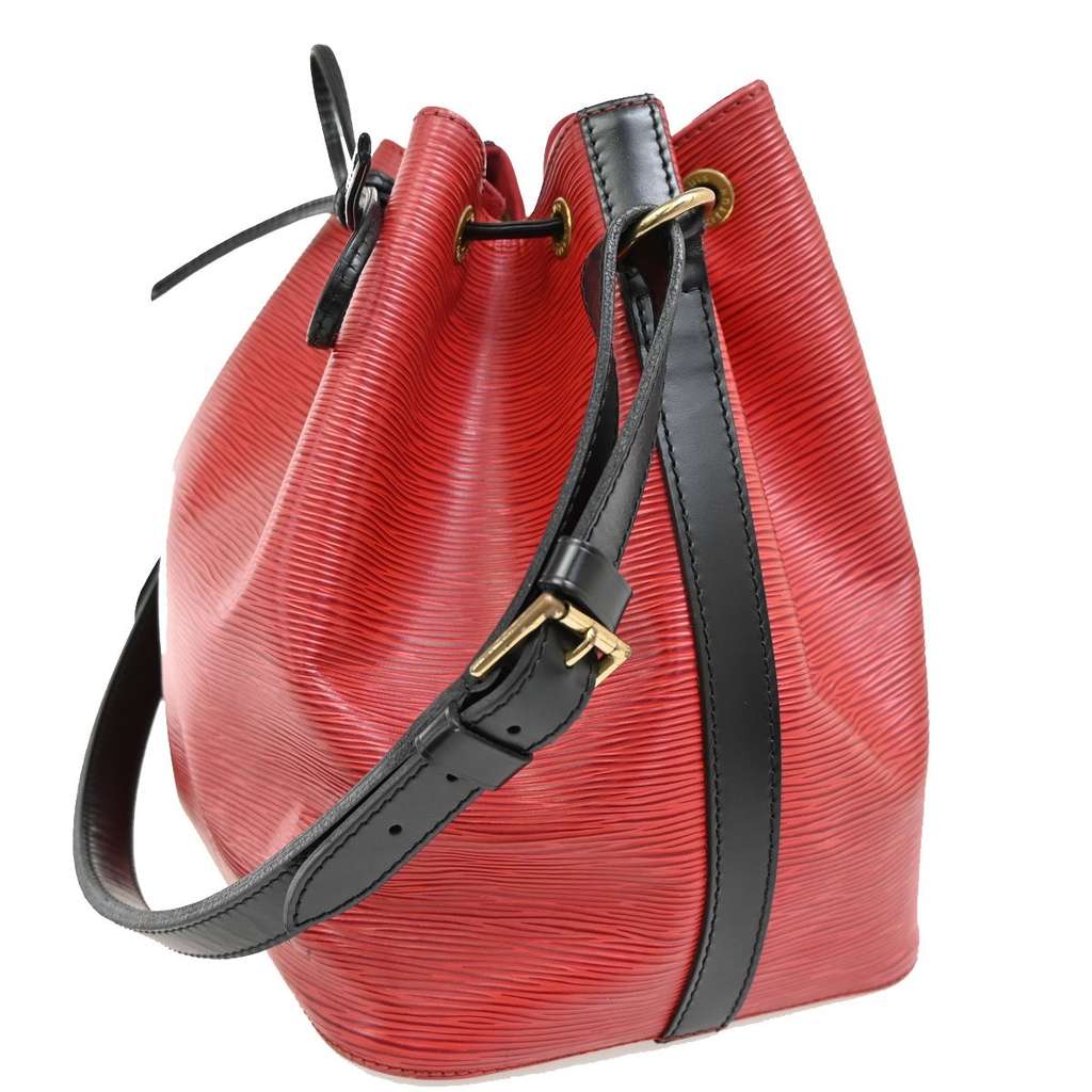 Louis Vuitton Bicolor Petit Noe Handbag Red Leather Good condition - Inside View