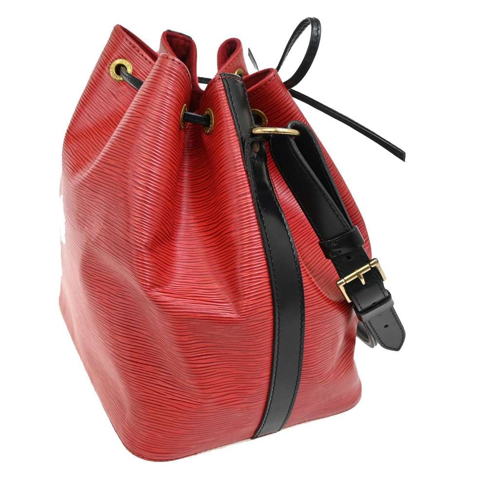 Louis Vuitton Bicolor Petit Noe Handbag Red Leather Good condition - Model View