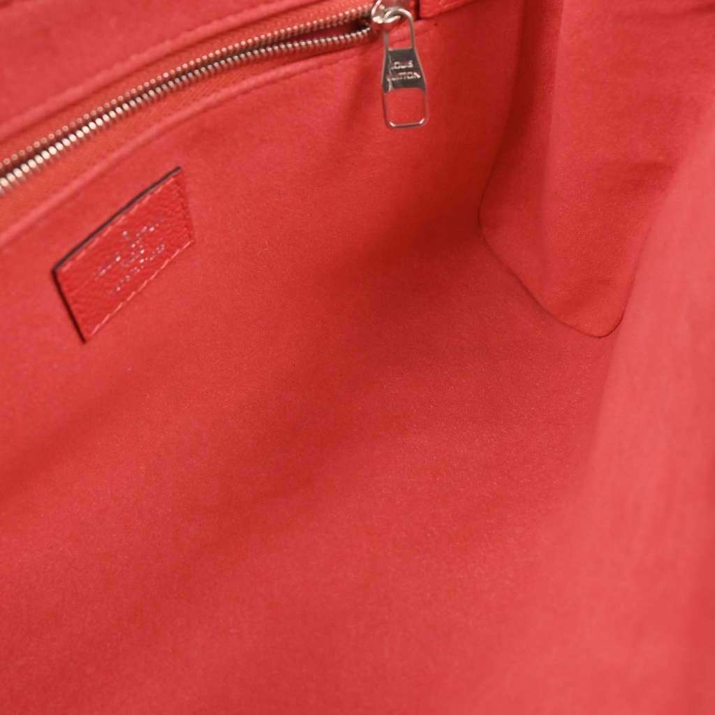 Louis Vuitton Saint Germain Handbag Pink Leather Good condition - Inside View