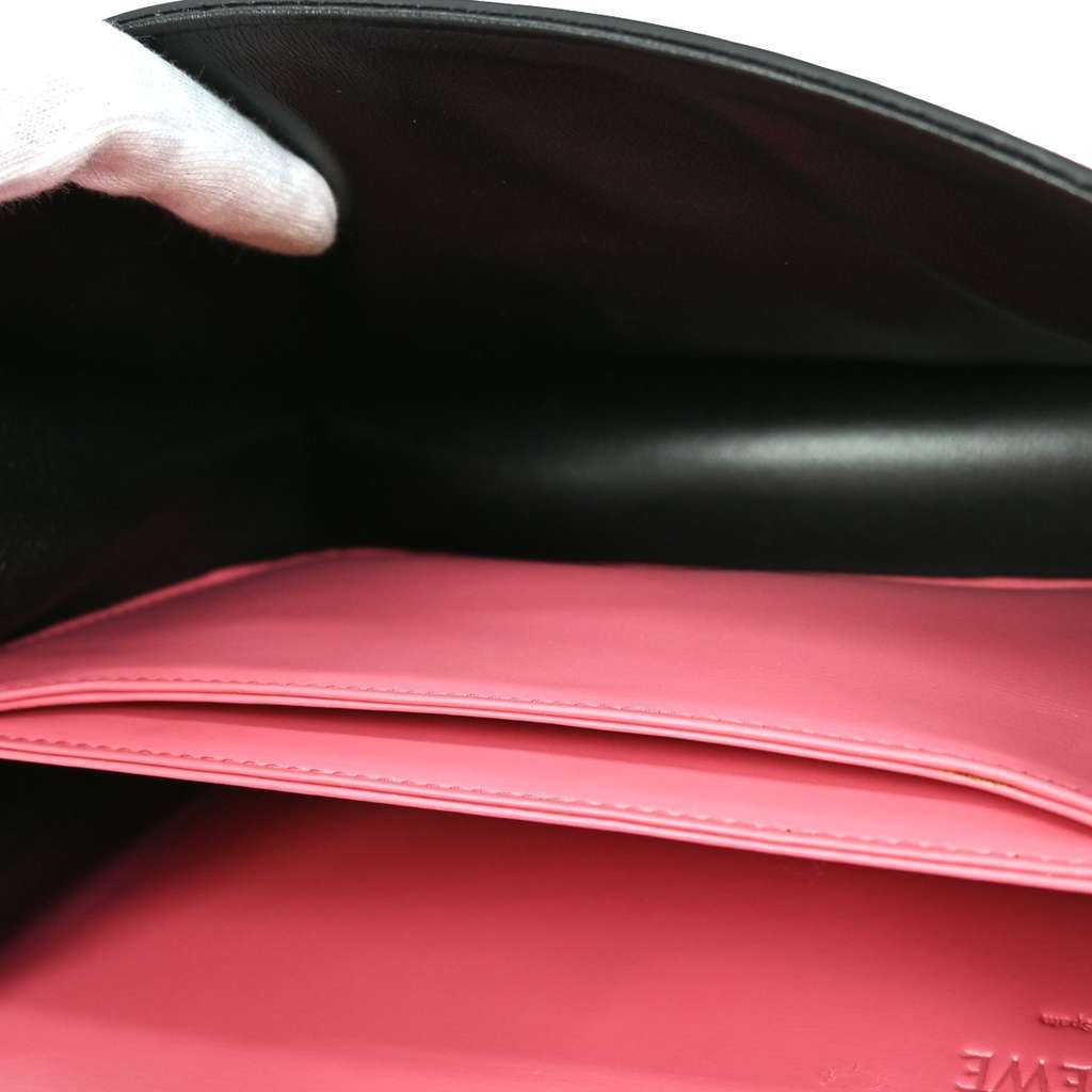 Loewe Barcelona Shoulder Bag Pink Leather Good condition - Inside View