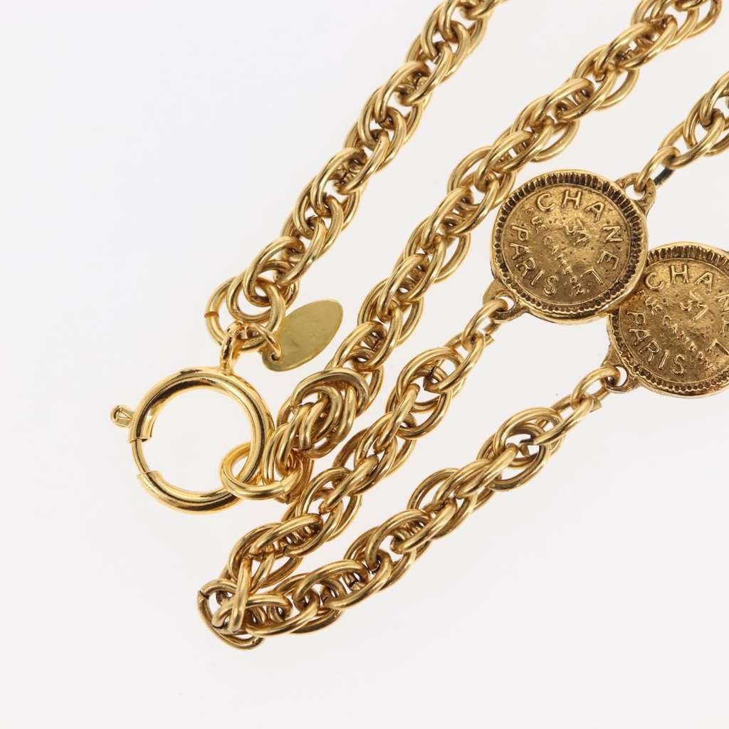 Chanel Vintage 31 Rue Cambon Medallion Pendant Necklace Gold Metal Good condition - Inside View