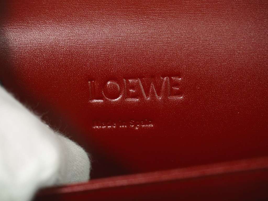 Loewe Barcelona Shoulder Bag Burgundy Leather Good condition - Box View