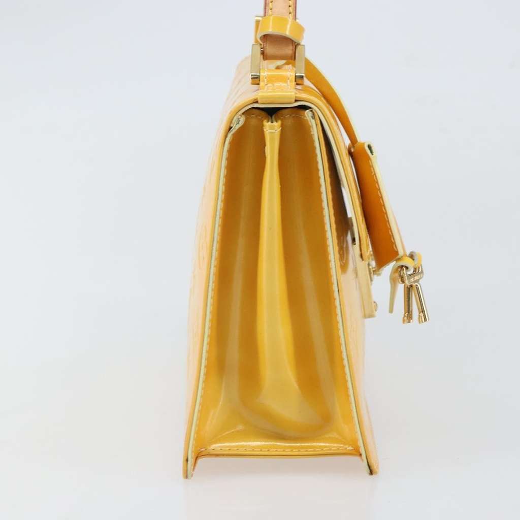 Louis Vuitton Spring Street NM Handbag Yellow Good condition - Model View