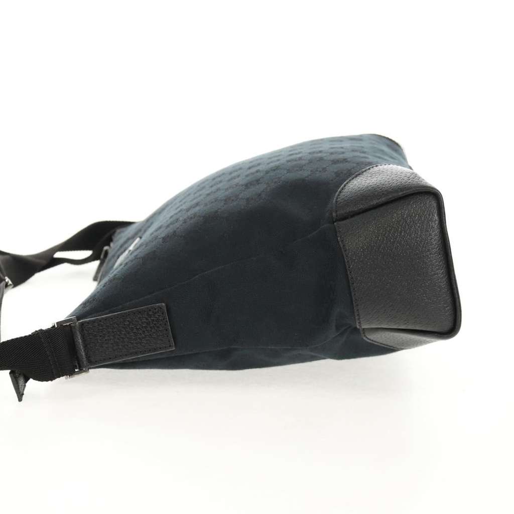 Gucci Original Messenger Black Canvas Very good condition - Inside View