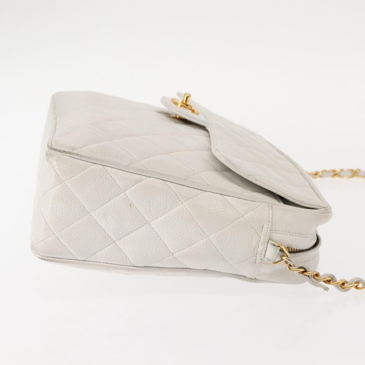 Chanel Vintage Front Pocket Camera Shoulder Bag White Leather Good condition - Inside View
