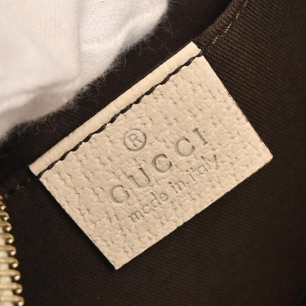 Gucci Abbey D-Ring Pochette Beige Canvas Good condition - Model View