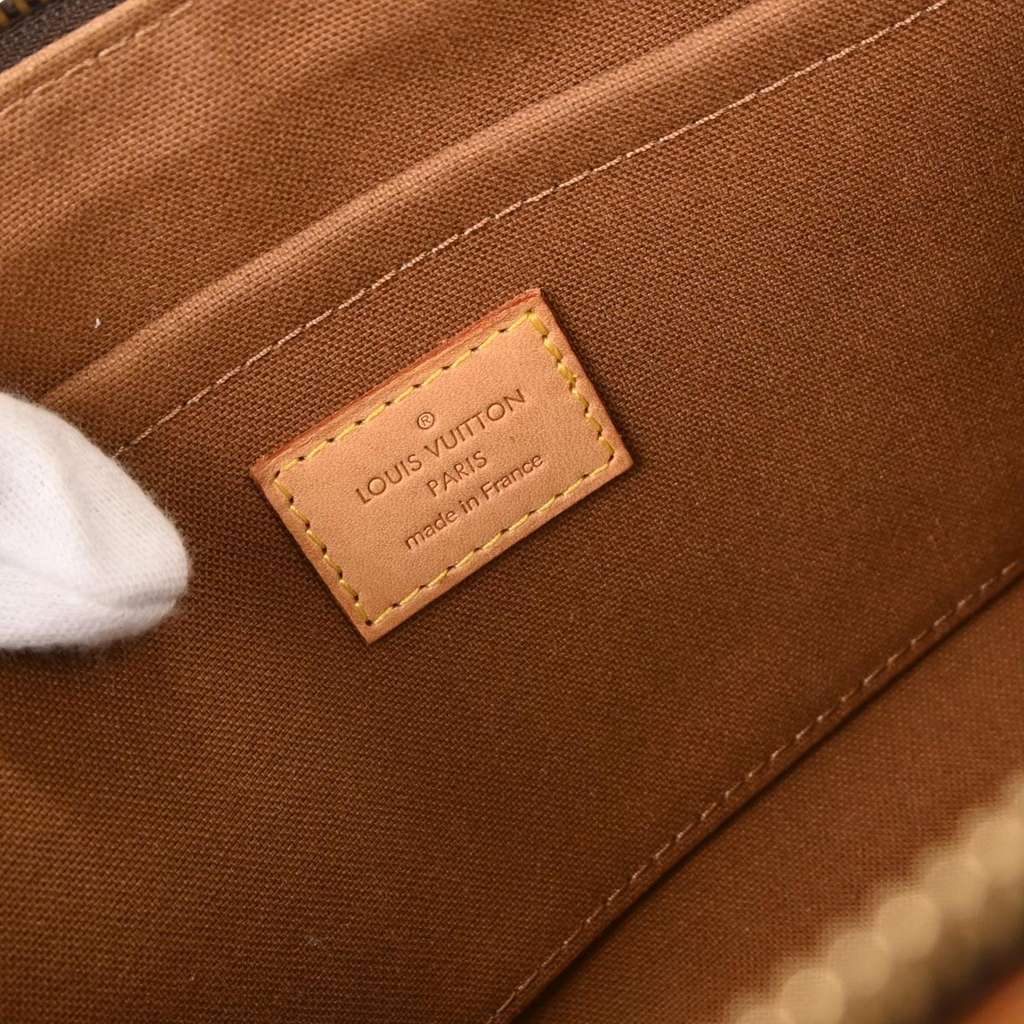 Louis Vuitton Popincourt Handle Bag Brown Canvas Good condition - Model View