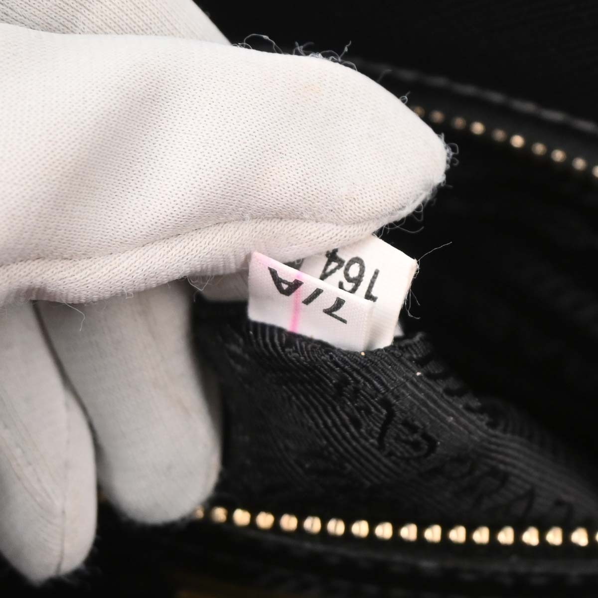 Prada Galleria Double Zip Tote Black Leather Good condition - Box View