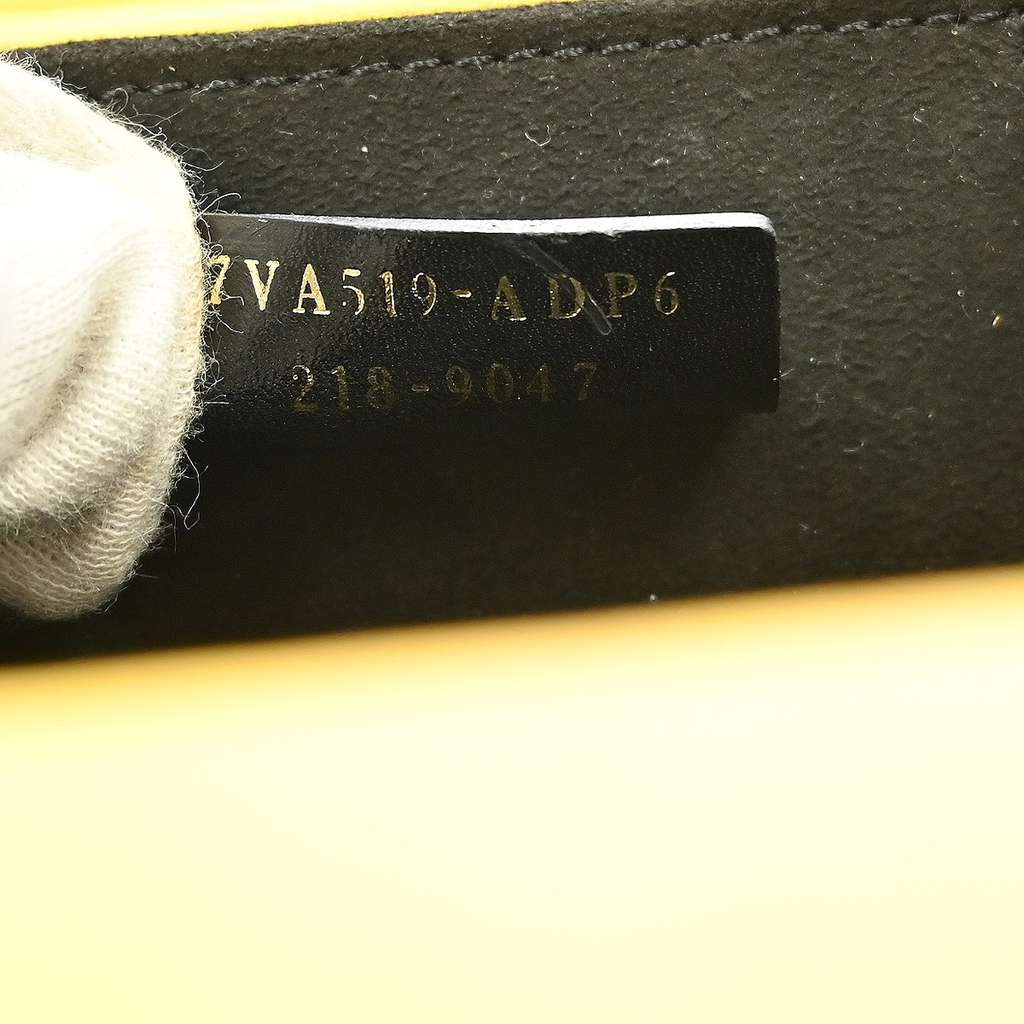 Fendi Logo Vertical Box Crossbody Bag Yellow Leather Good condition - Box View