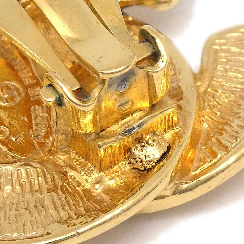 Chanel CC Clip-On Earrings Gold Good condition - Inside View