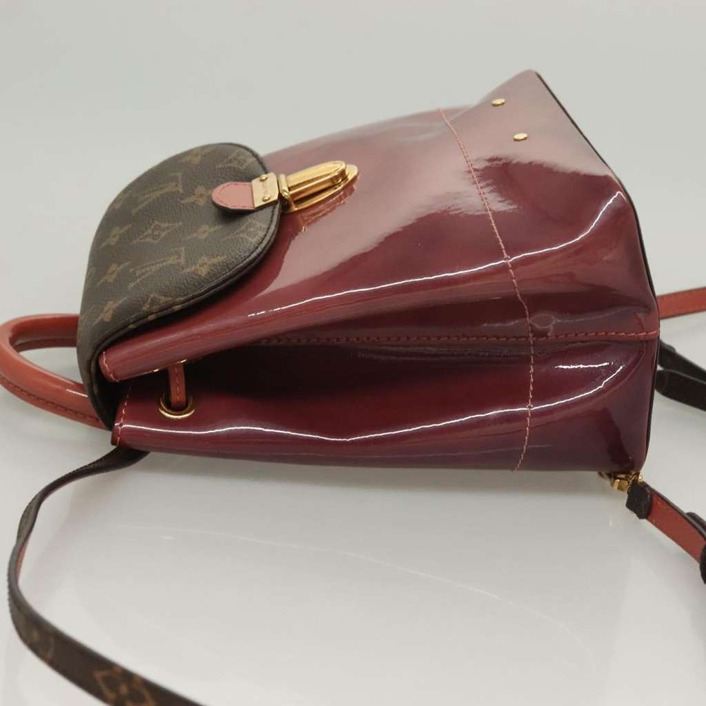 Louis Vuitton Hot Springs Backpack Pink Good condition - Model View