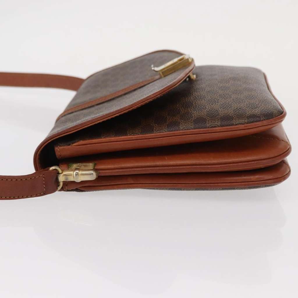 Celine Vintage Shoulder Bag Brown Canvas Fair condition - Model View