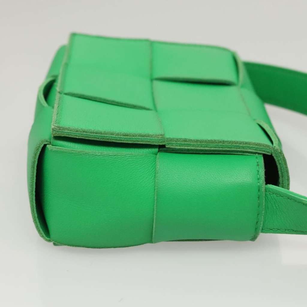 Bottega Veneta Cassette Crossbody Bag Green Leather Good condition - Inside View