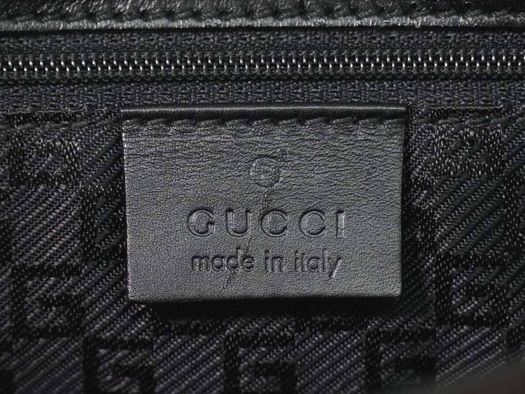 Gucci Tiger Head Shoulder bag Brown Suede Good condition - Model View