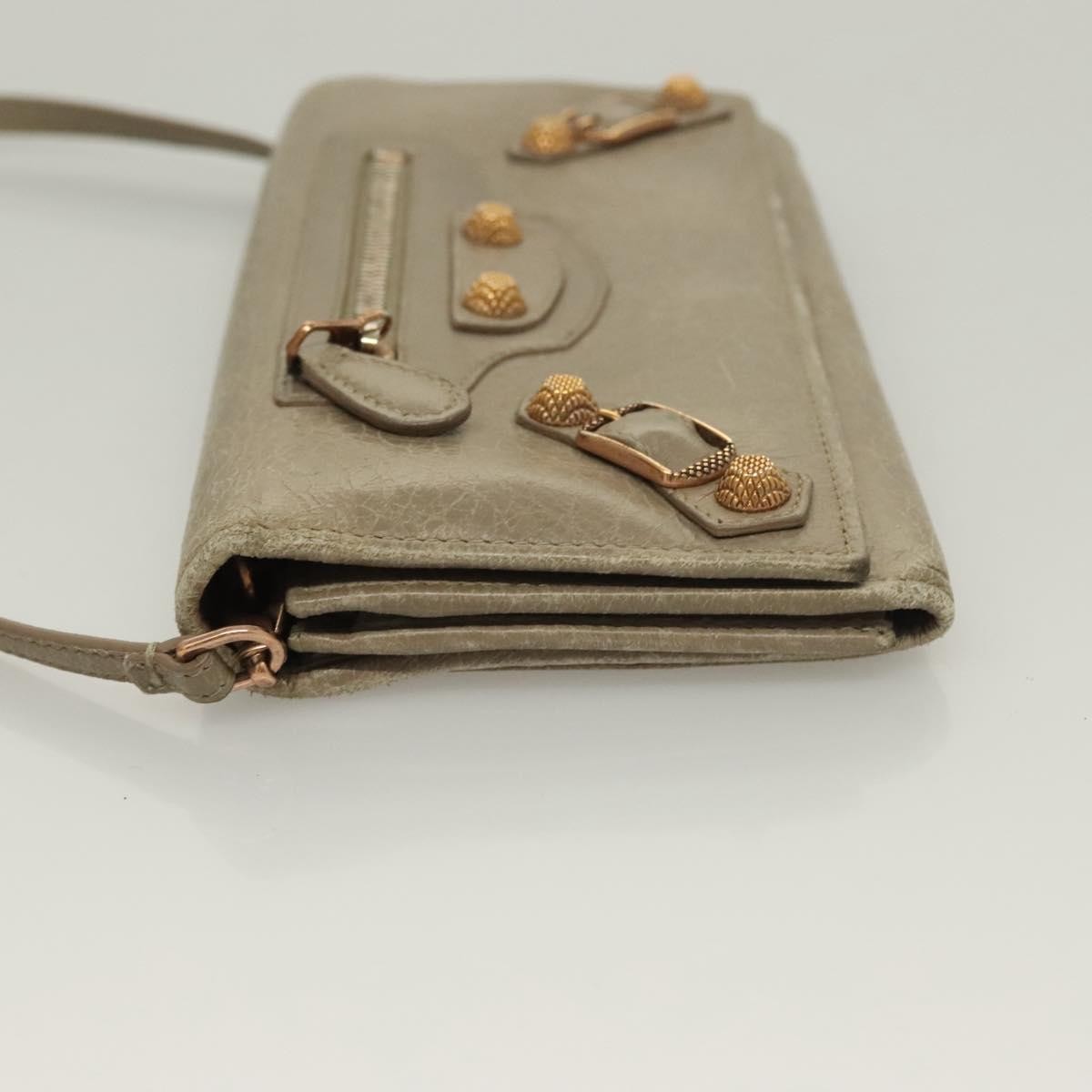 Balenciaga Giant Money Flap Wallet Beige Leather Good condition - Model View