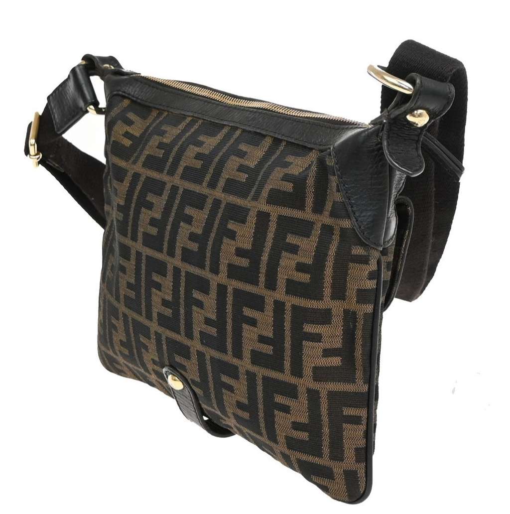 Fendi Chef Zip Crossbody Bag Brown Canvas Good condition - Model View