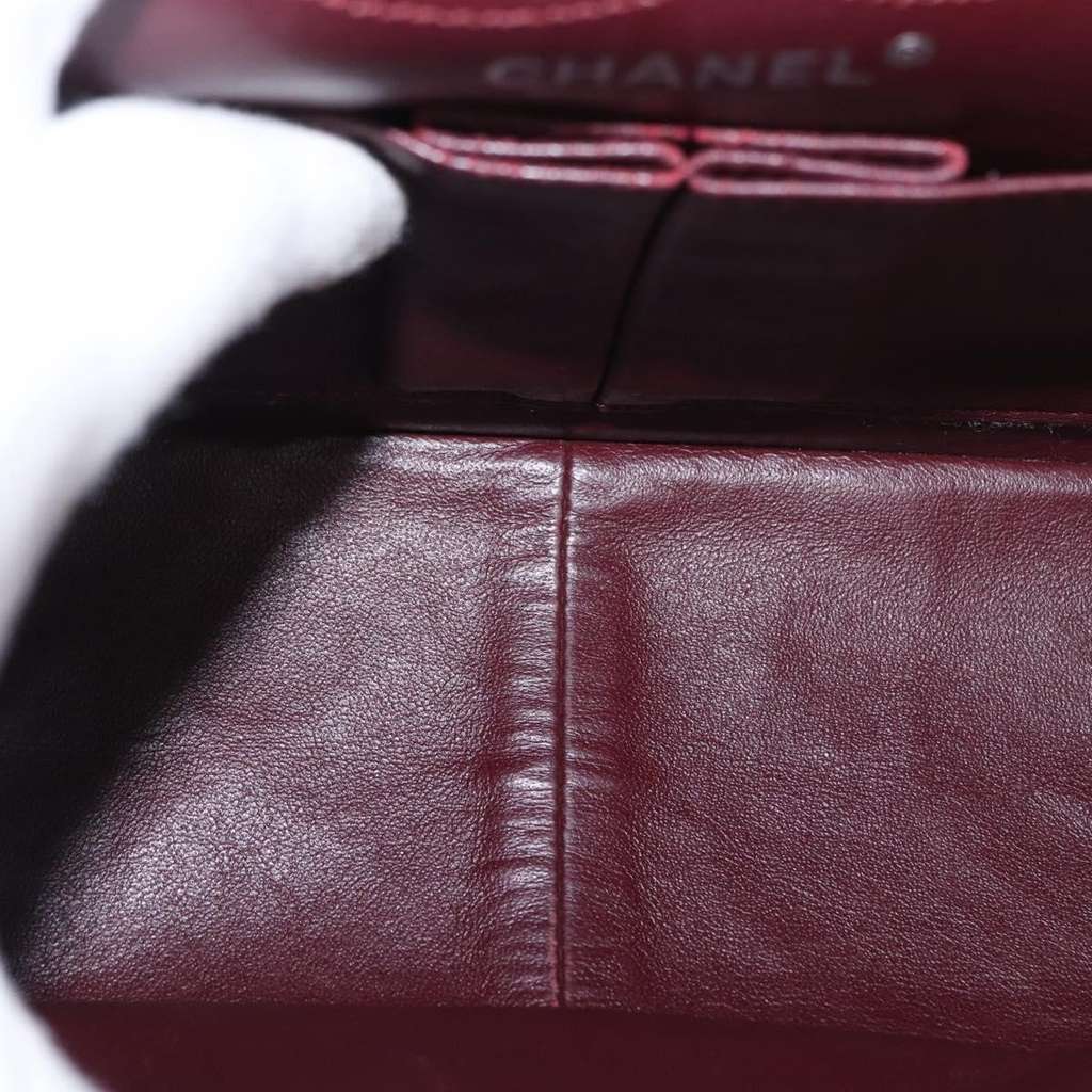 Chanel Reissue 2.55 Flap Bag Black Leather Good condition - Box View