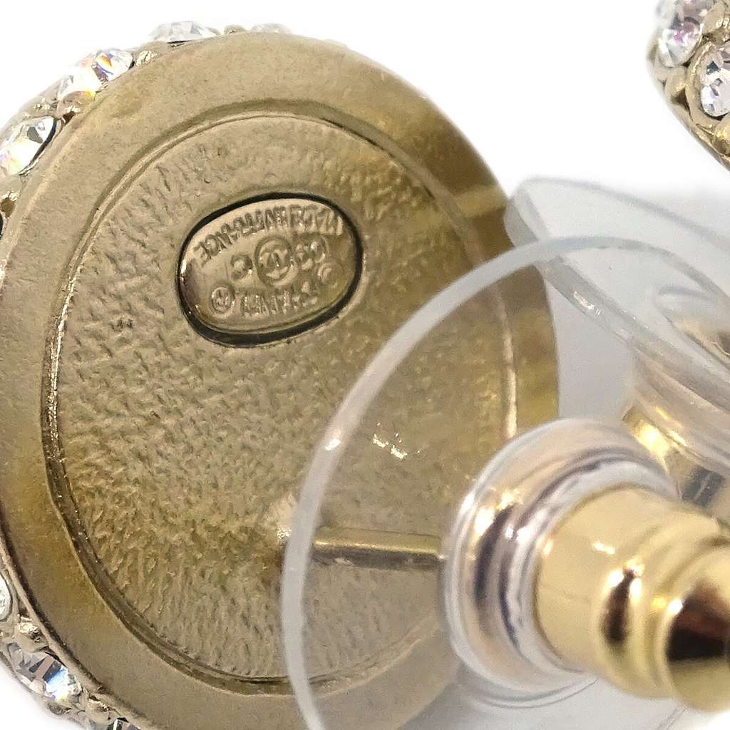 Chanel CC Logo Button Stud Earrings Pink Plastic Good condition - Model View