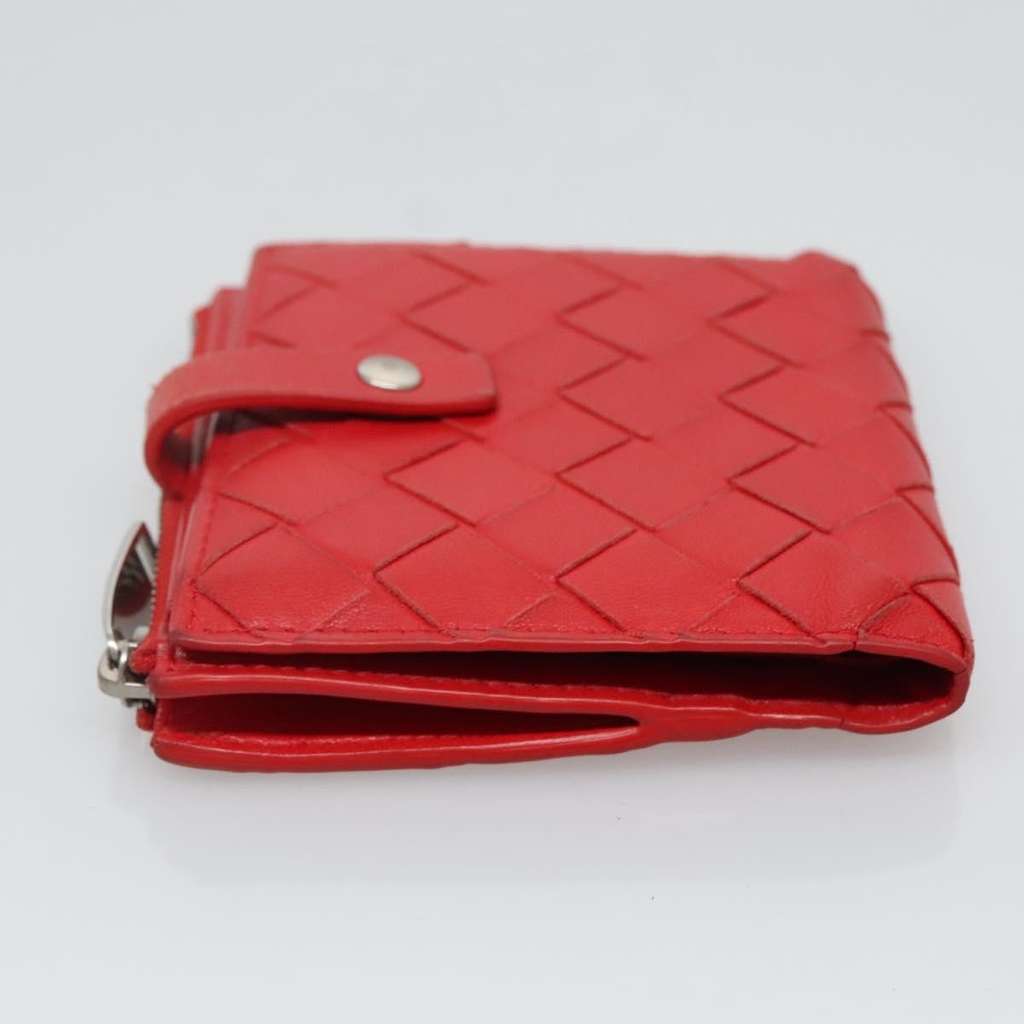 Bottega Veneta Bifold Coin Pocket Card Holder Red Leather Good condition - Model View