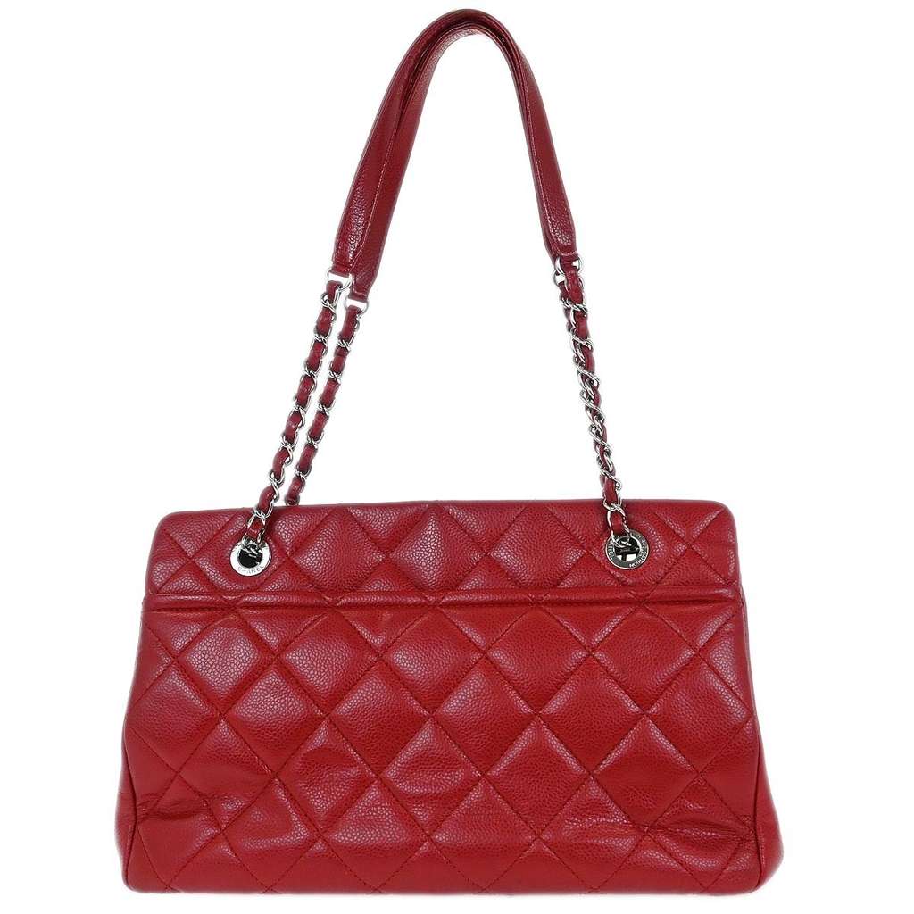 Chanel Timeless CC Soft Tote Red Leather Good condition - Back View