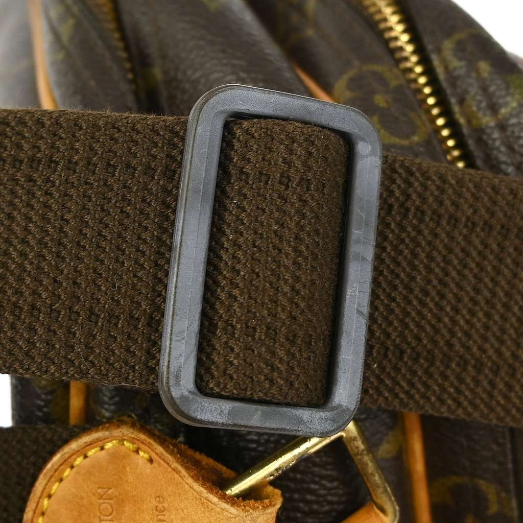 Louis Vuitton Reporter Bag Brown Canvas Good condition - Model View