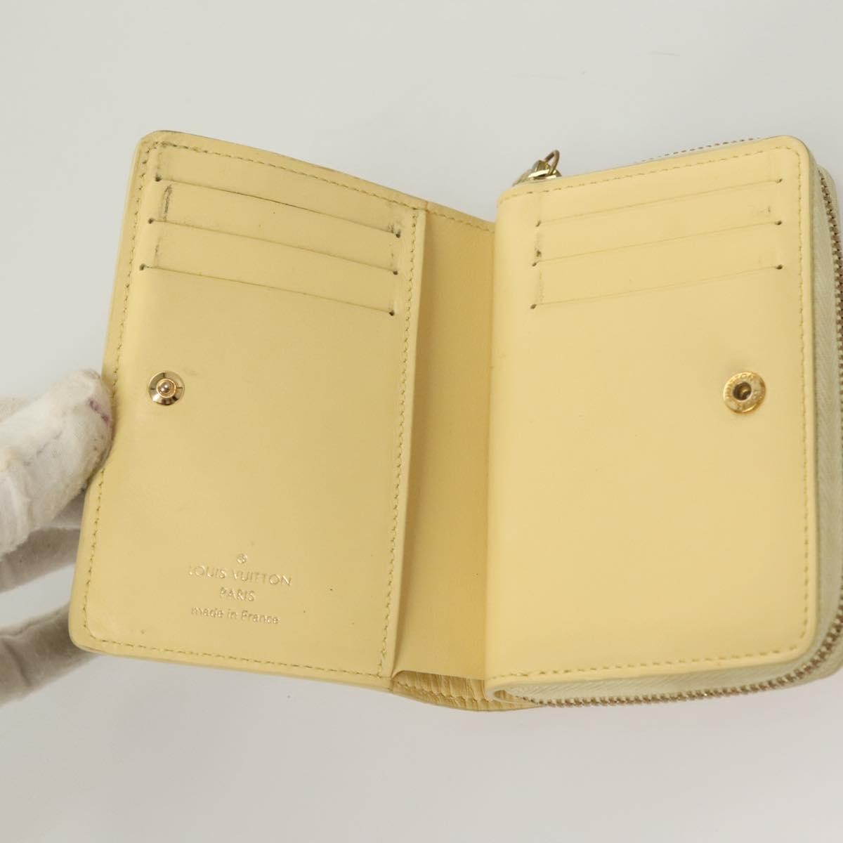 Louis Vuitton Lou Wallet Beige Leather Good condition - Box View