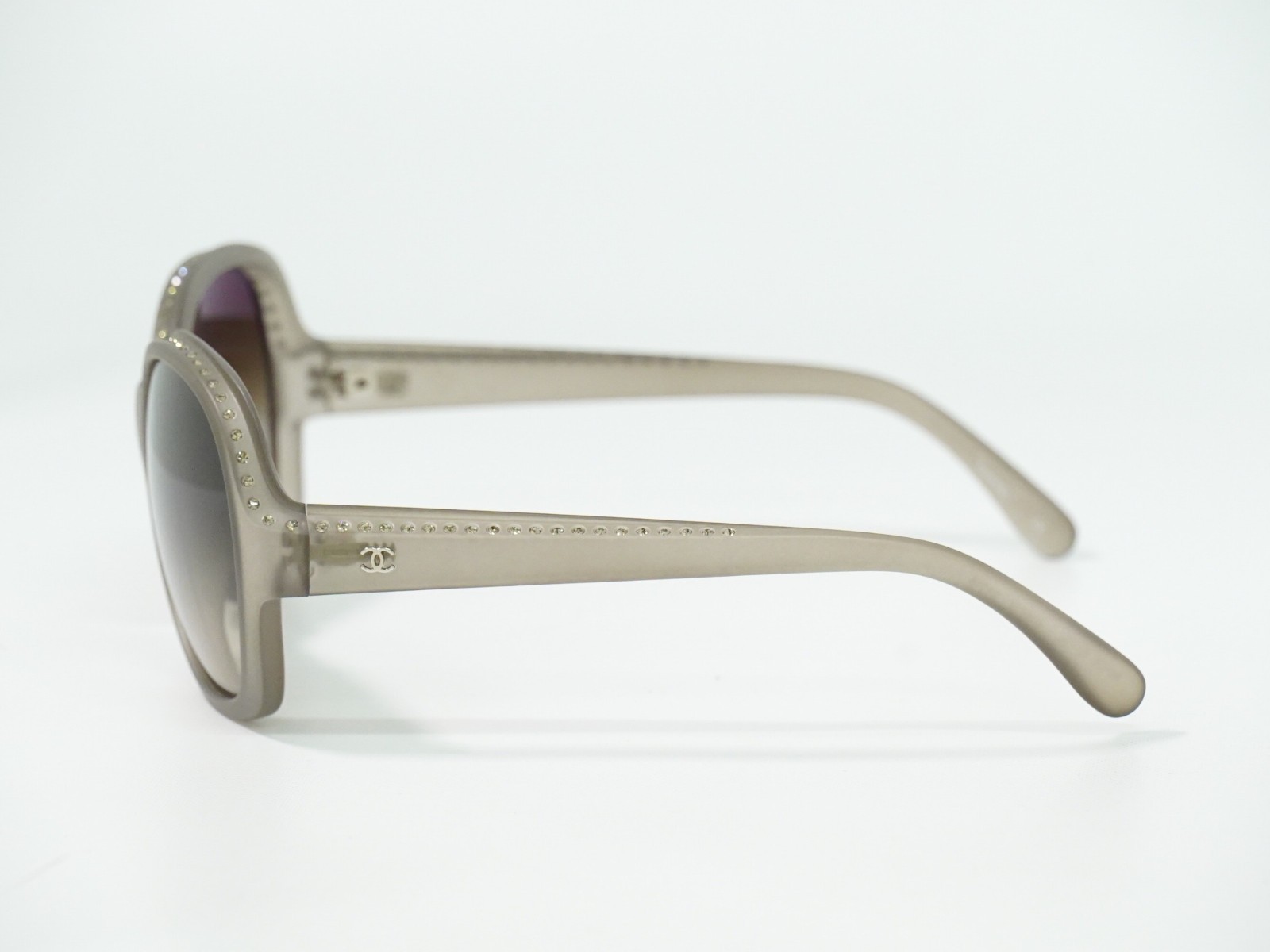 Chanel Logo CC Sunglasses Other Plastic Good condition - Inside View