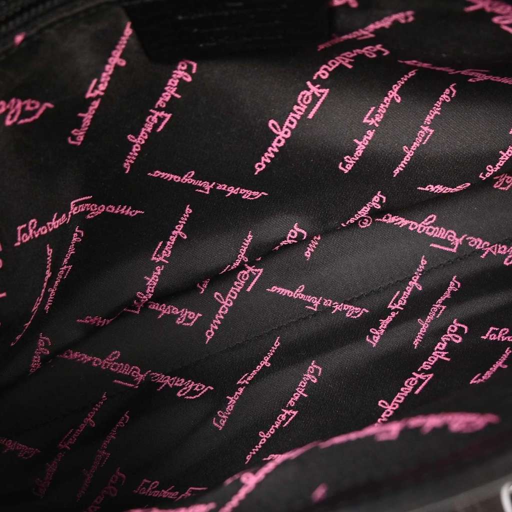 Salvatore Ferragamo Gancini handbag Black Leather Good condition - Inside View