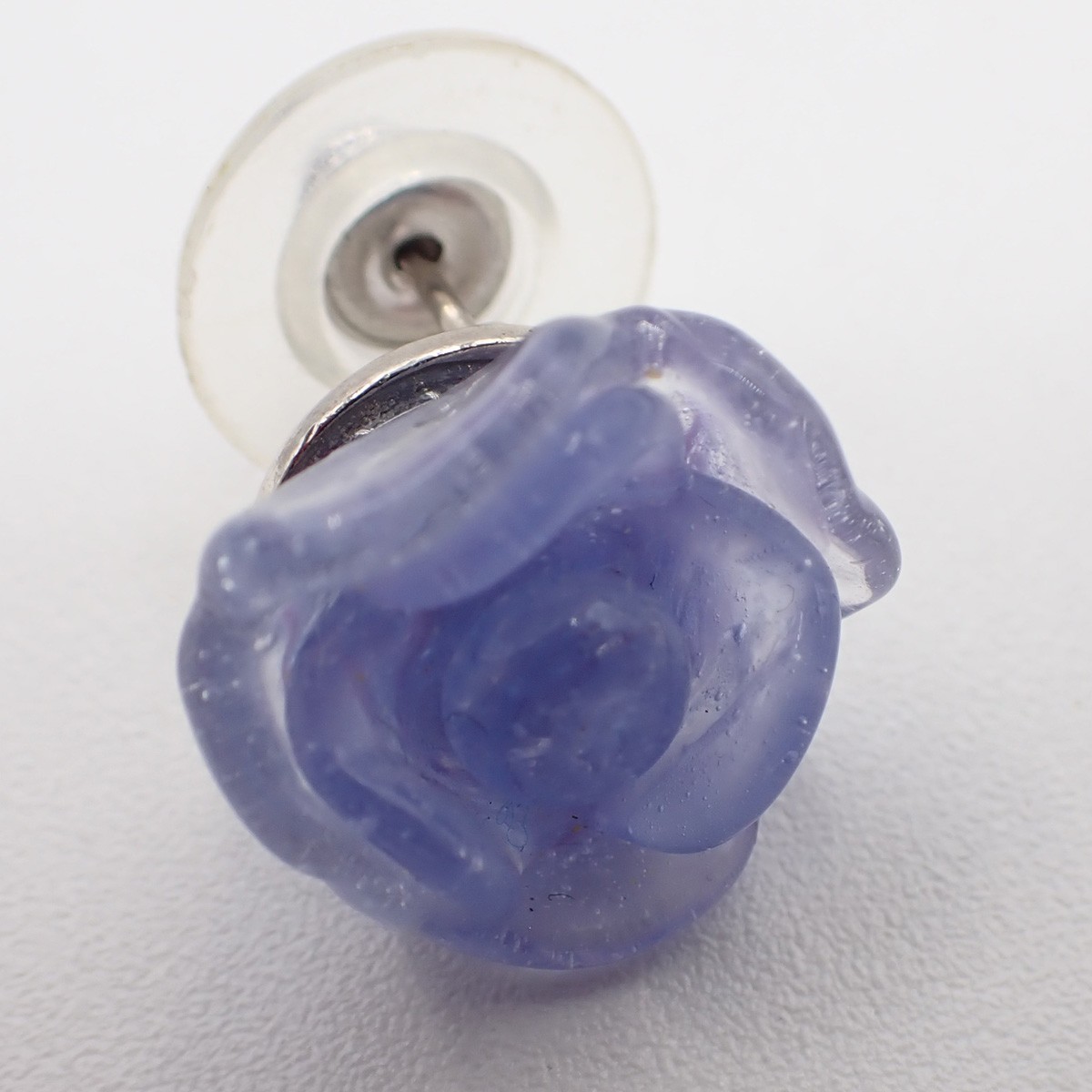 Chanel Vintage Camellia Earrings Purple Plastic Good condition - Inside View