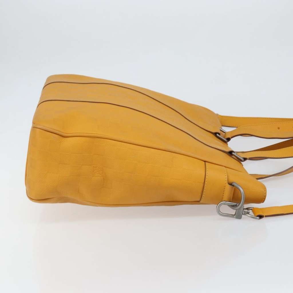 Louis Vuitton Tadao Handbag Yellow Leather Good condition - Inside View