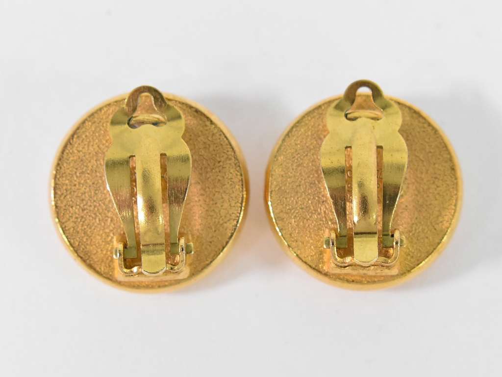 Chanel CC Hoop Clip-On Earrings Gold Good condition - Back View