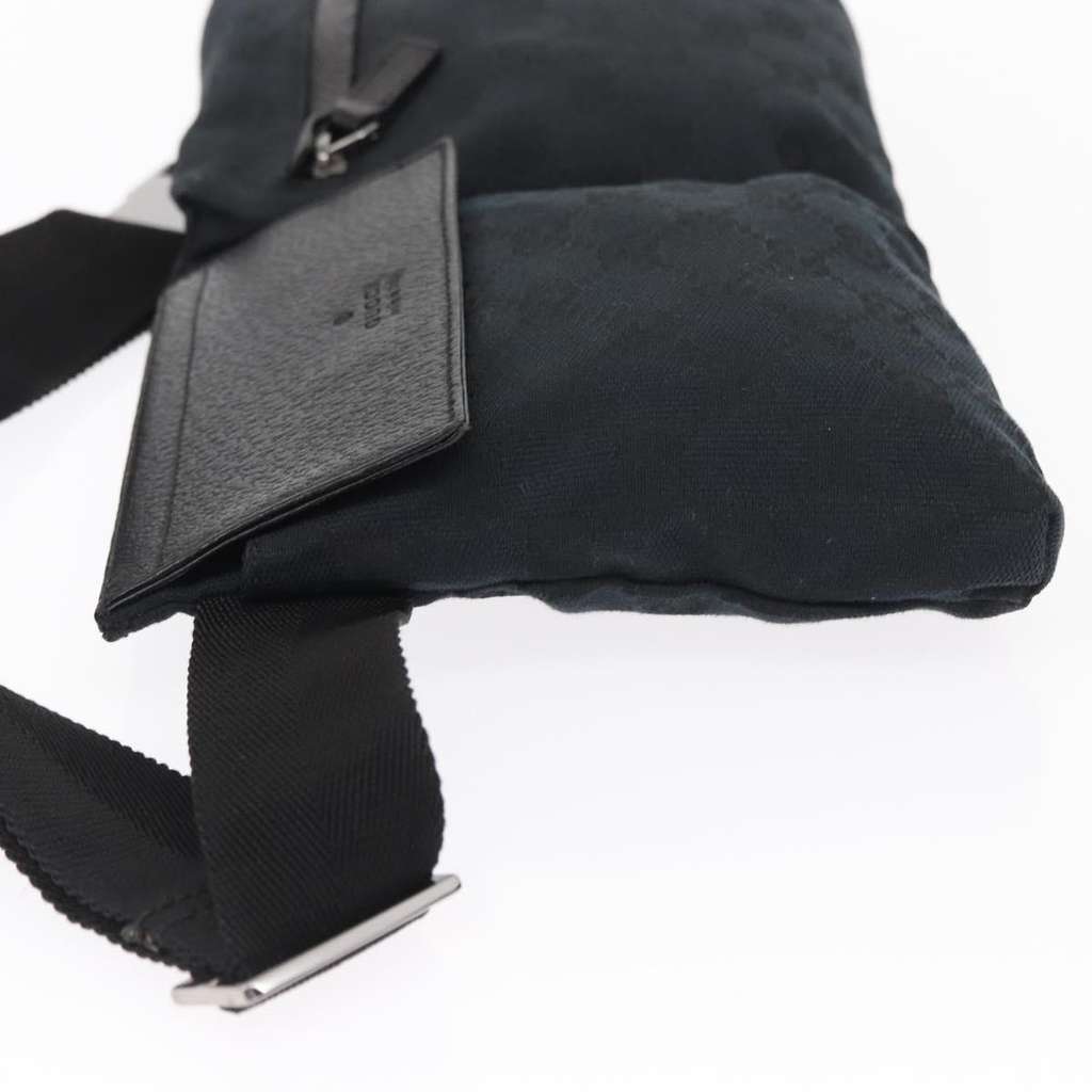 Gucci Vintage Double Belt Bag Black Canvas Good condition - Model View