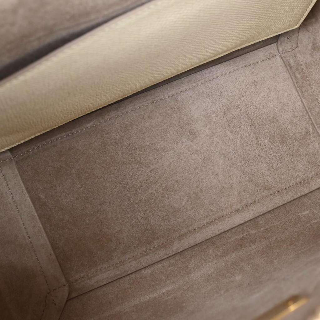 Celine Belt Bag Ecru Leather Very good condition - Inside View