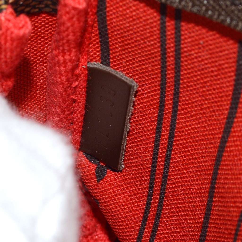 Louis Vuitton Pochette Accessoires Brown Canvas Very good condition - Box View