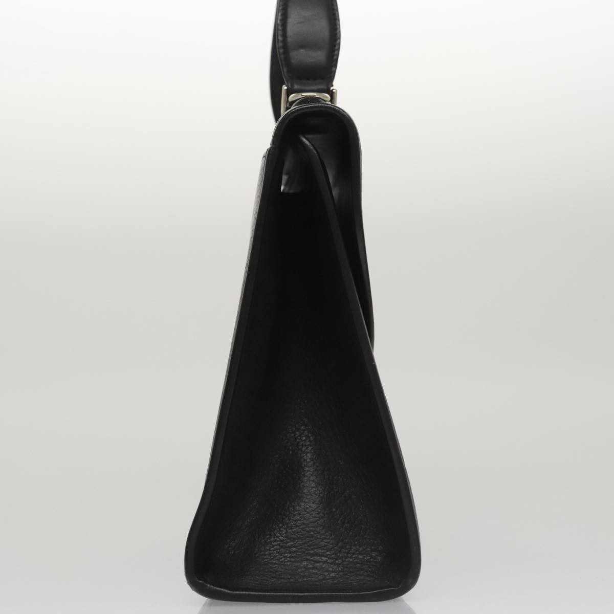 Burberry Vintage Handbag Black Leather Good condition - Model View