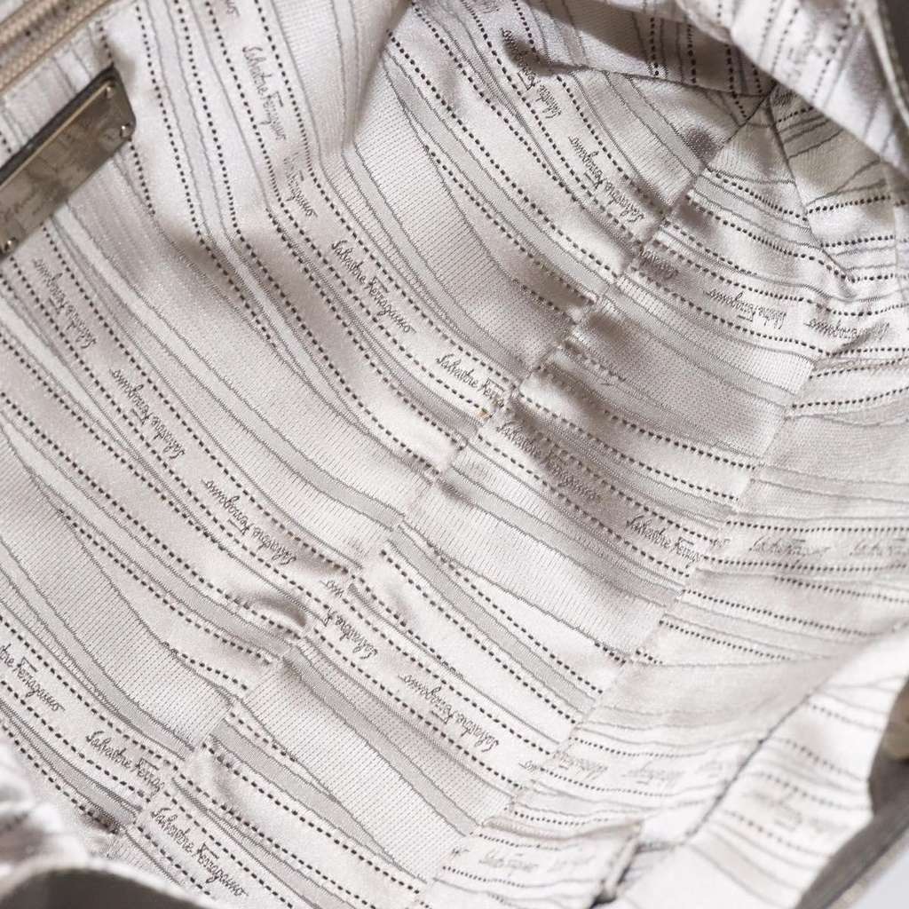 Salvatore Ferragamo Gancini Tote Silver Leather Good condition - Box View