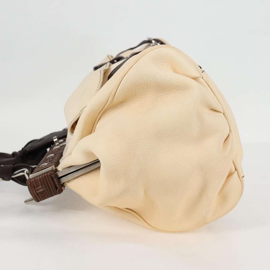 Salvatore Ferragamo Gancini handbag Beige Leather Good condition - Model View